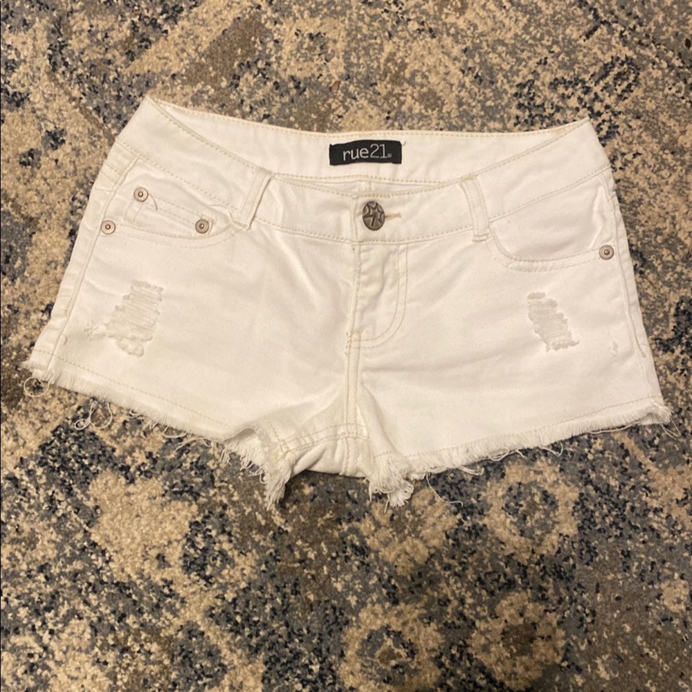Rue 21 White Shorts Size 0